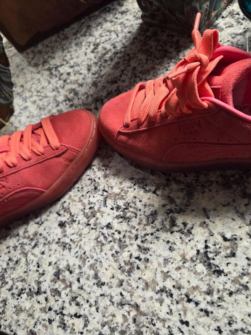 Puma Dark Pink Suede Sneakers – Size 8 - Picture 7 of 7